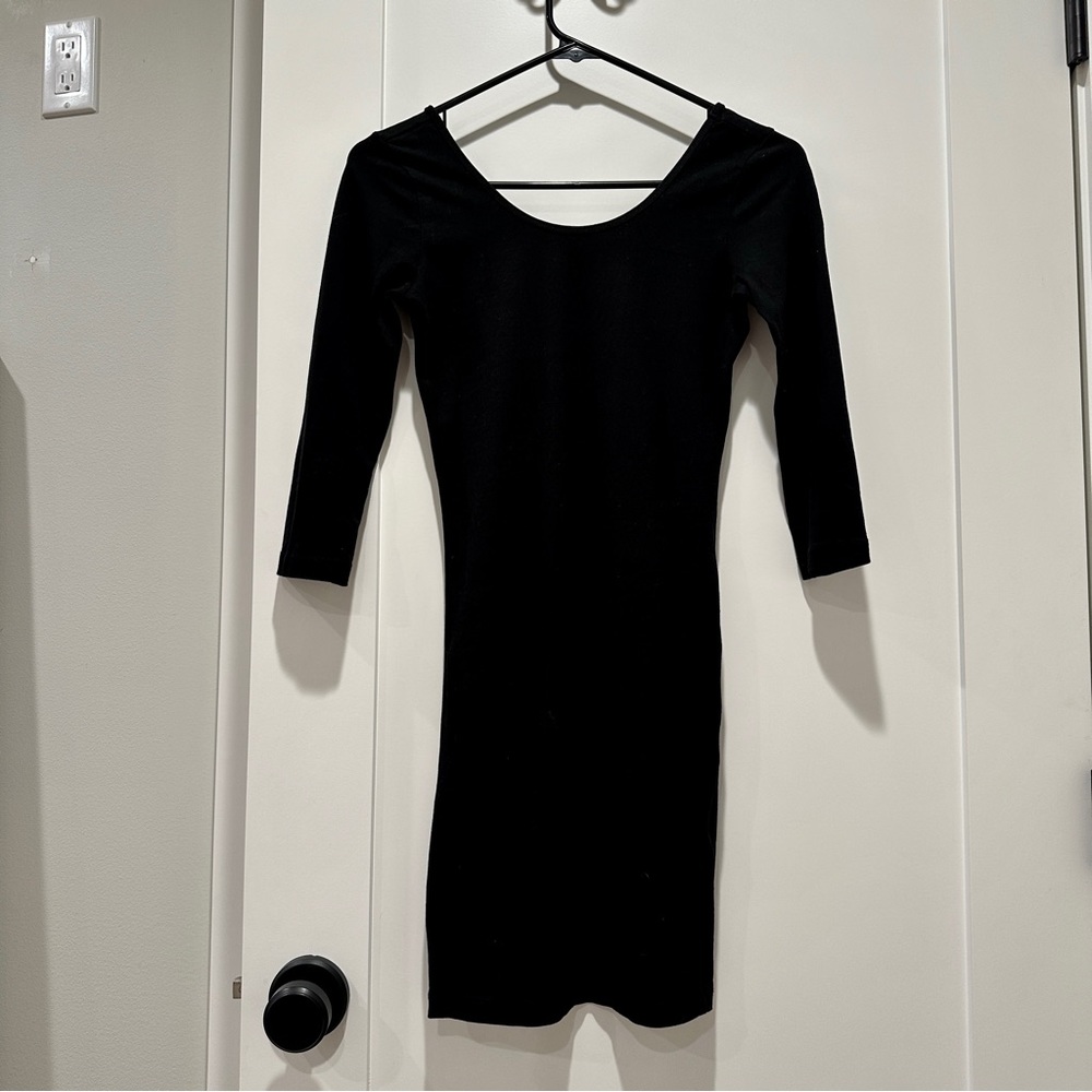 Forever21 black scoop neck knit mini dress - S